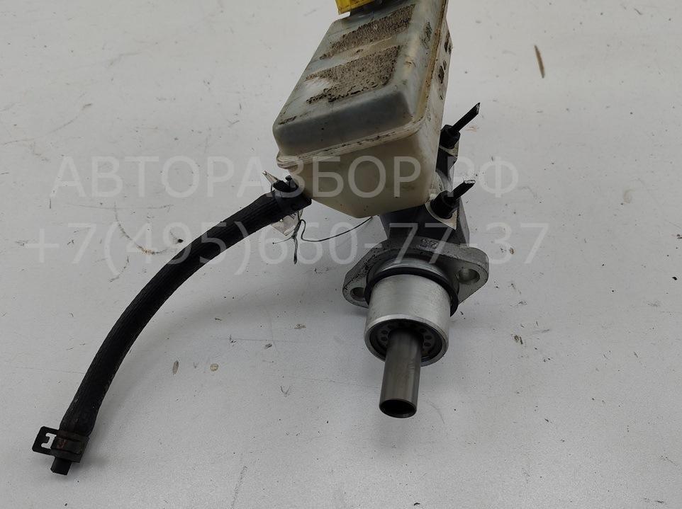 Цилиндр тормозной главный