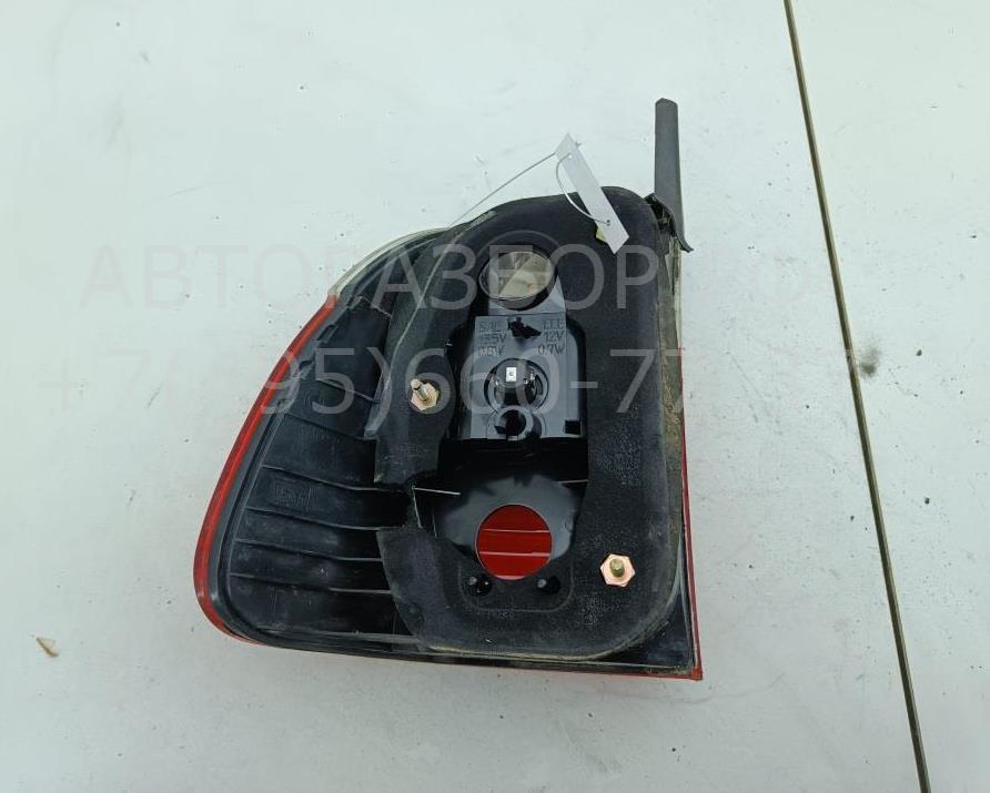 Фонарь задний правый