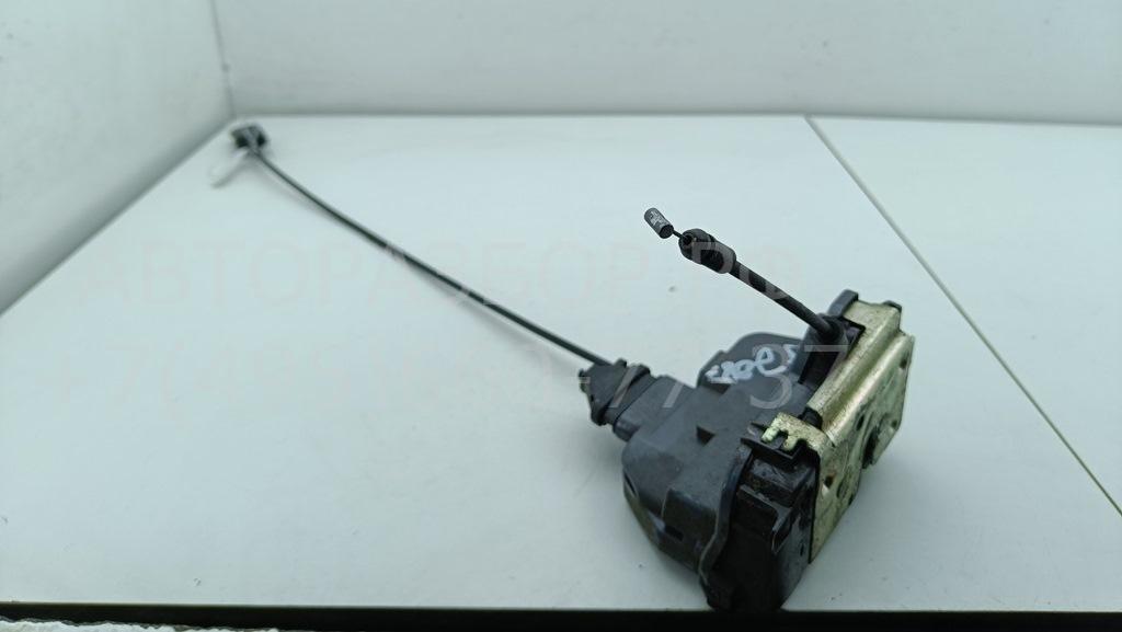 Замок двери задней правой