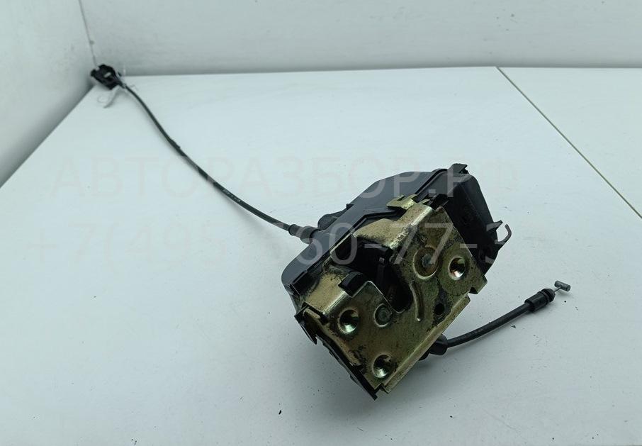 Замок двери задней правой