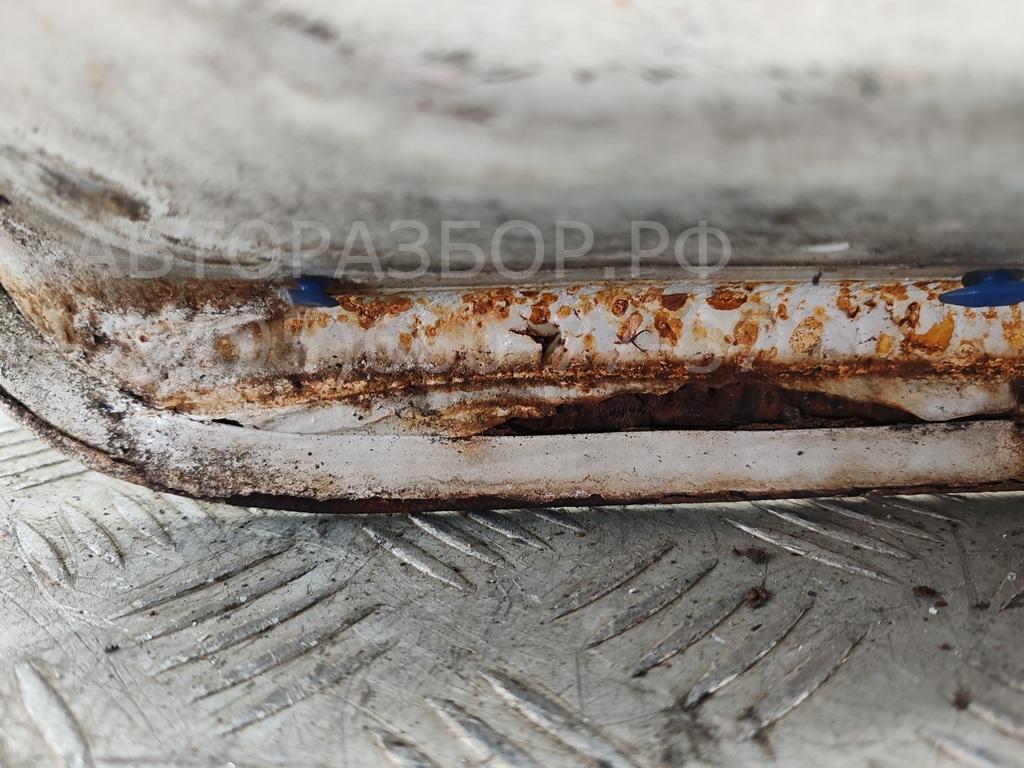 Дверь багажника правая