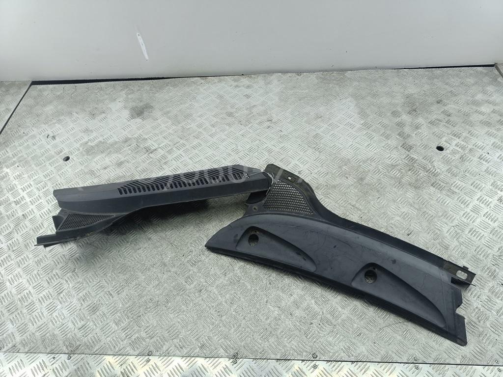 Решетка стеклоочистителей (Жабо)