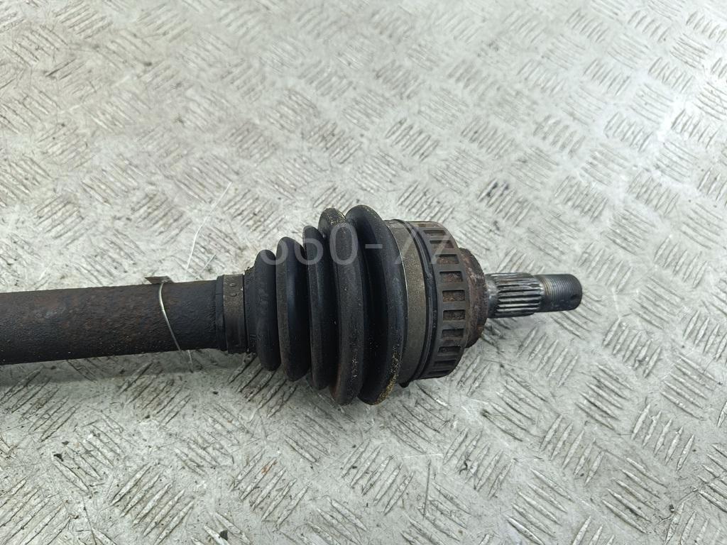 Полуось передняя левая
