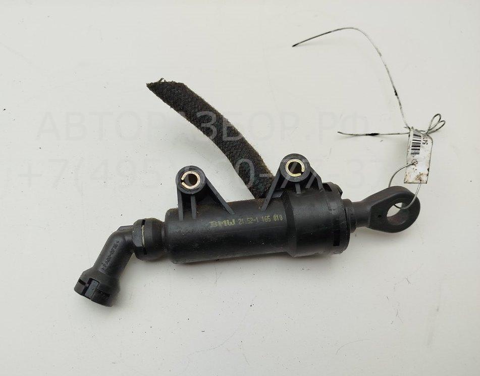 Цилиндр сцепления главный