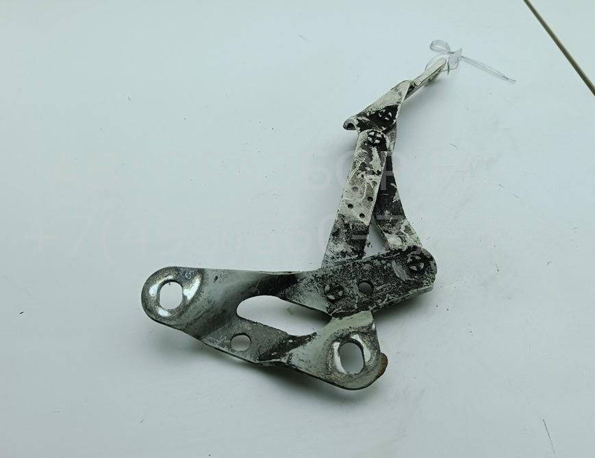 Петля капота правая