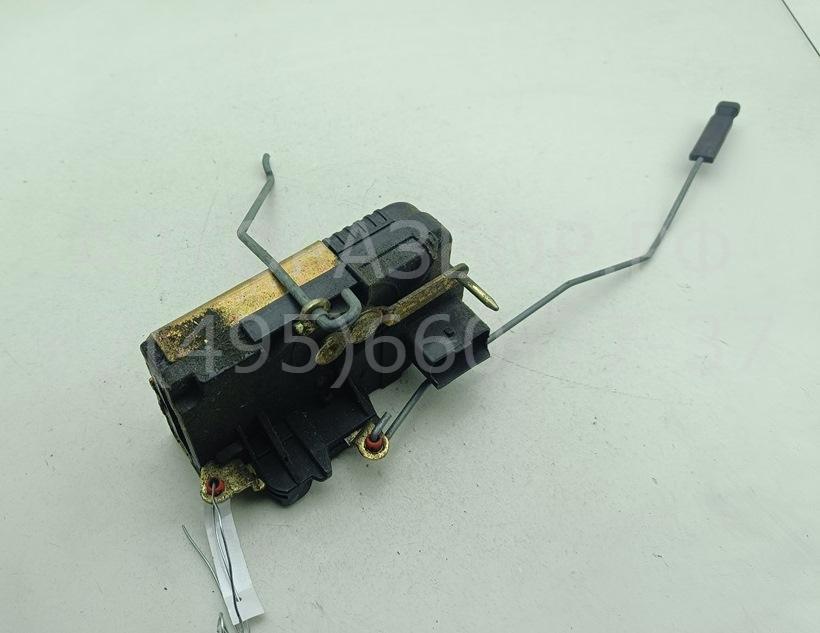 Замок двери передней правой