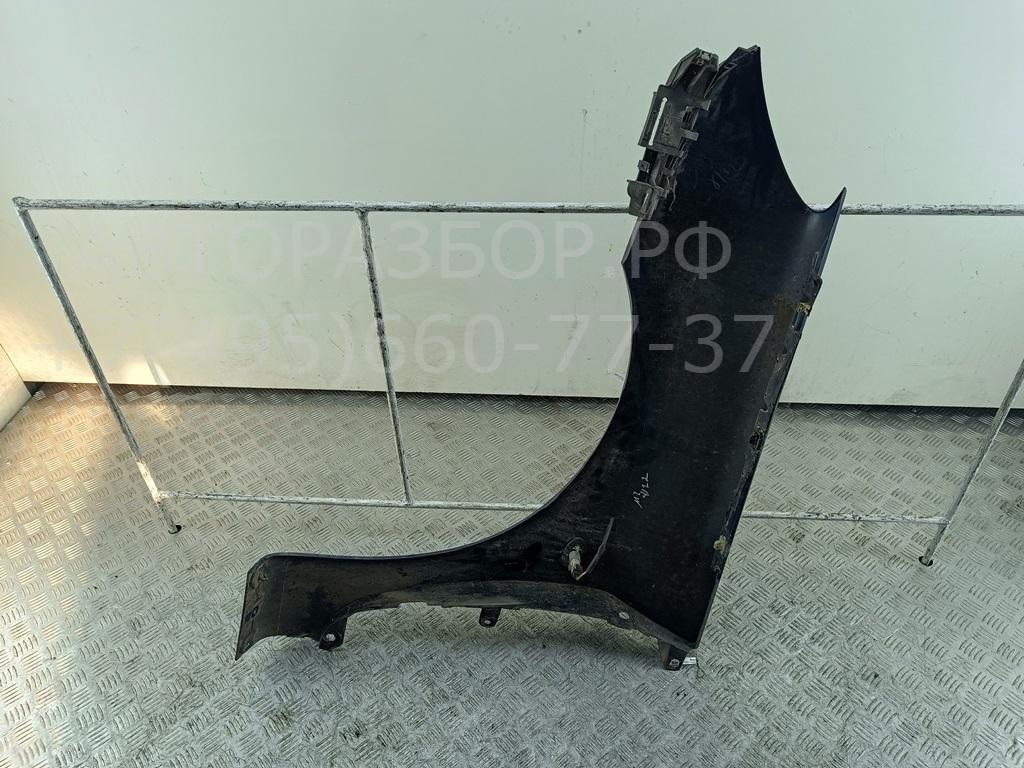 Крыло переднее правое