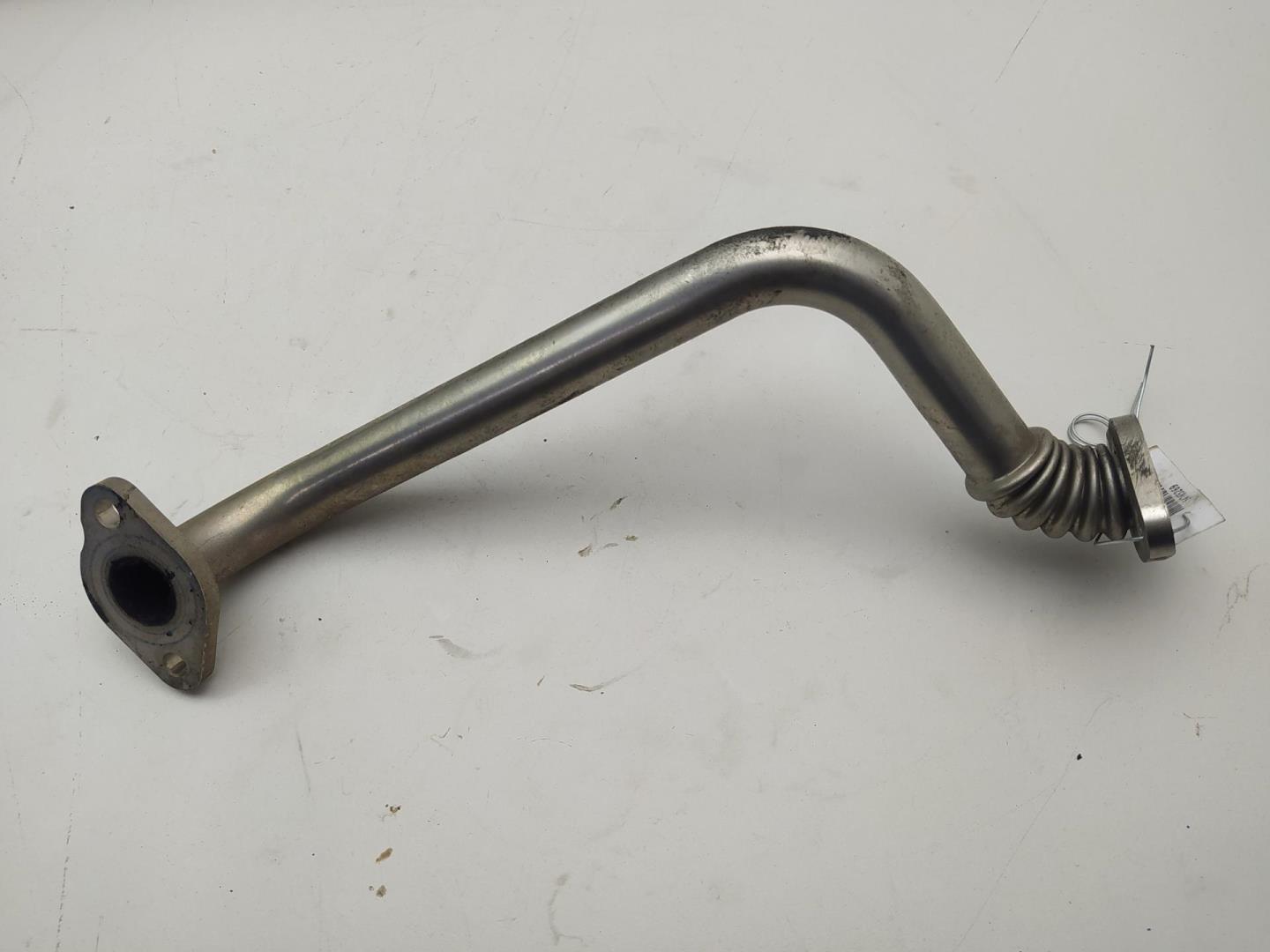 Трубка картерных газов