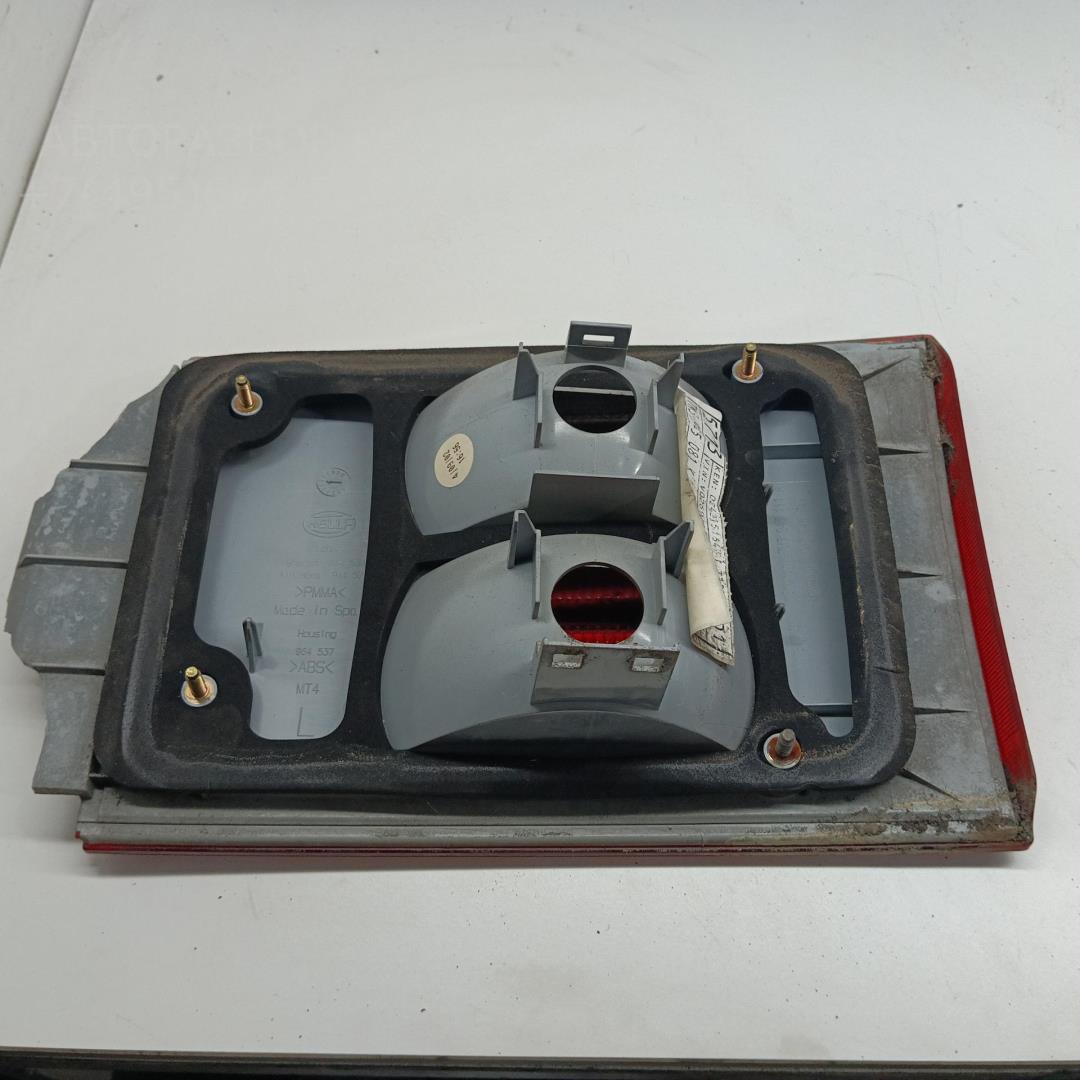 Фонарь задний внутренний левый