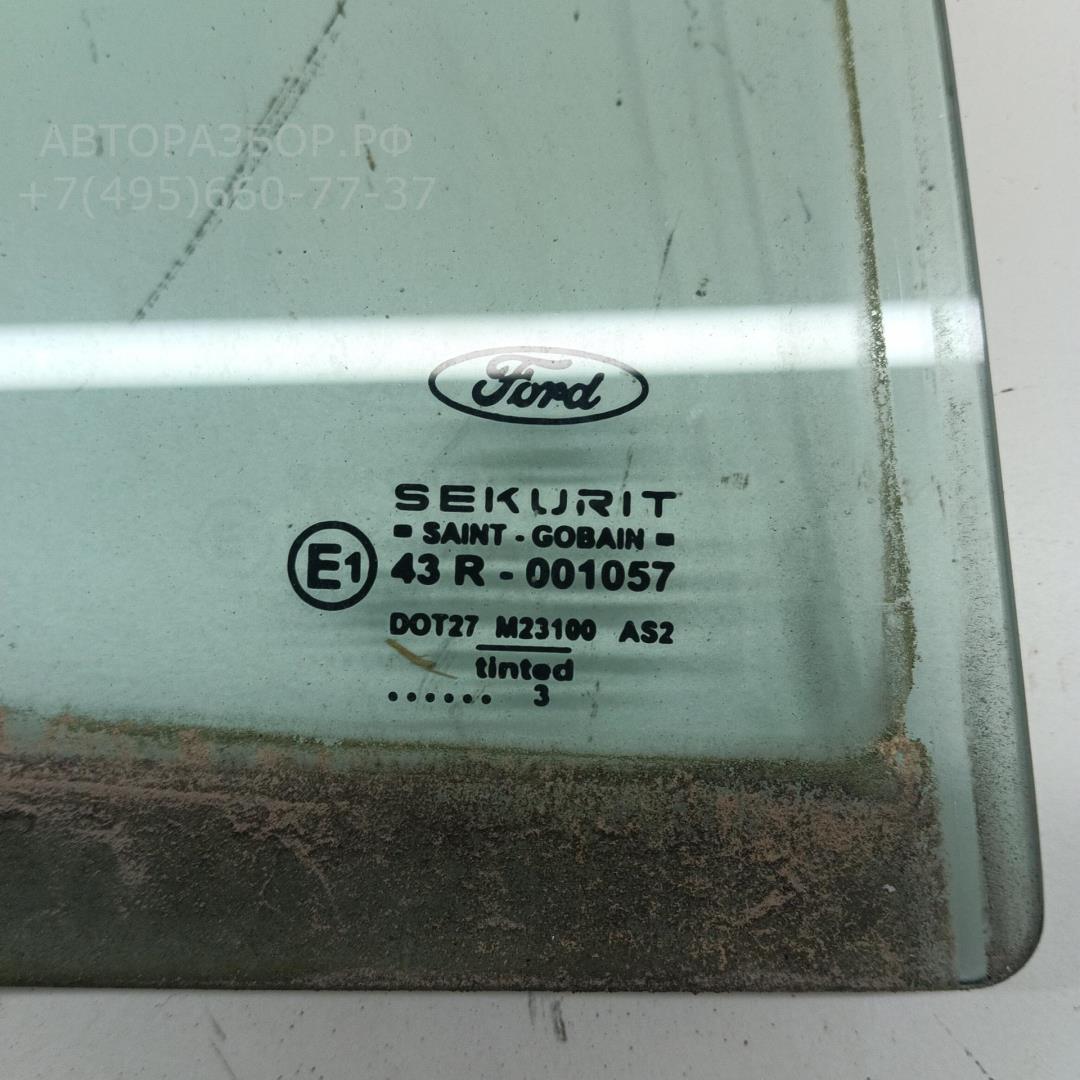 Стекло двери задней правой