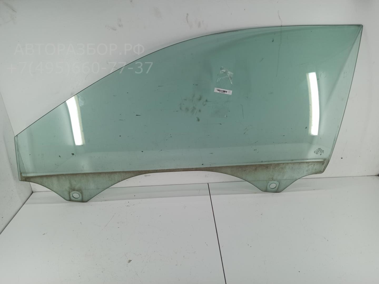 Стекло двери передней левой