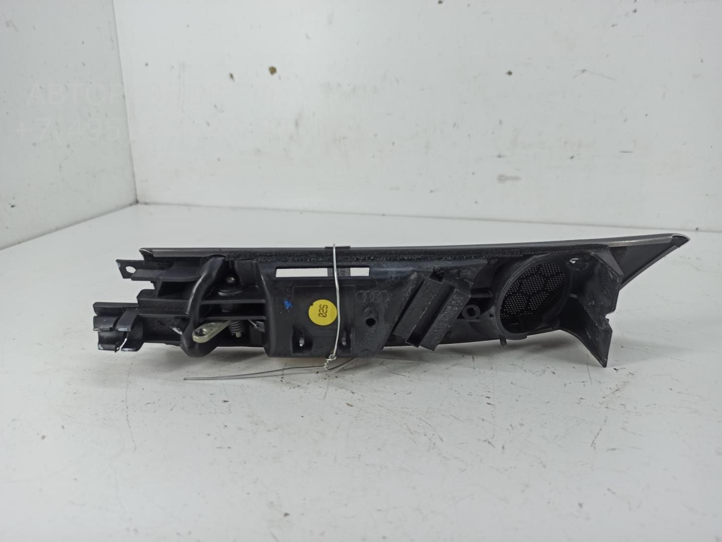 Ручка двери передней внутренняя правая