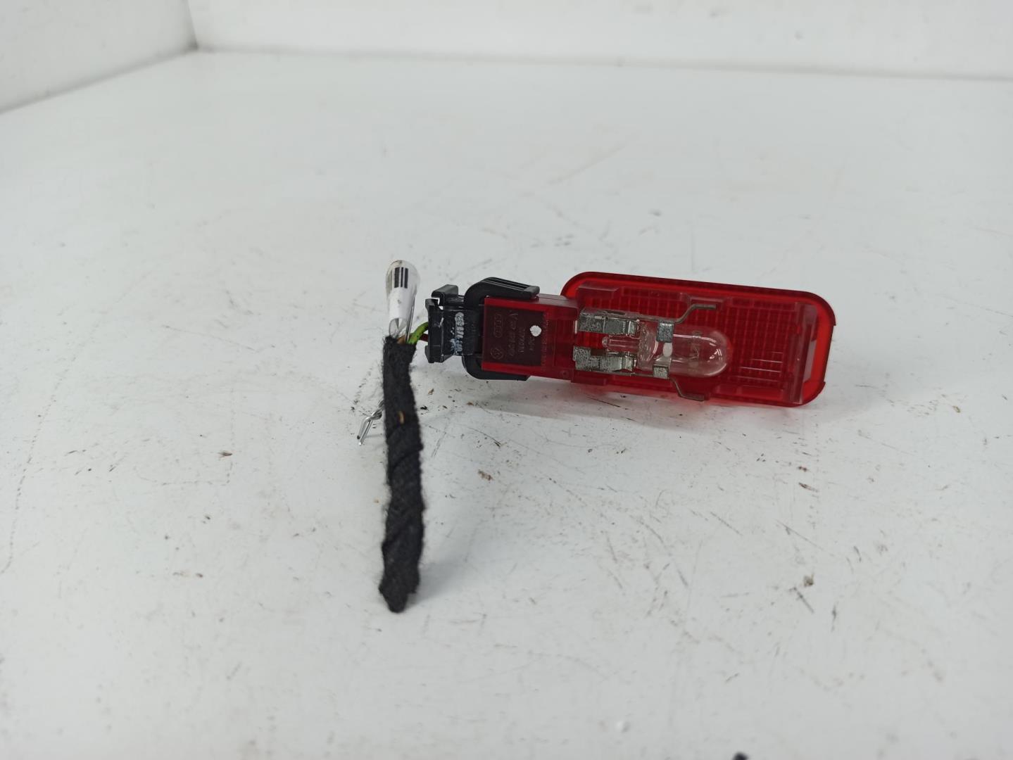 Плафон салонный