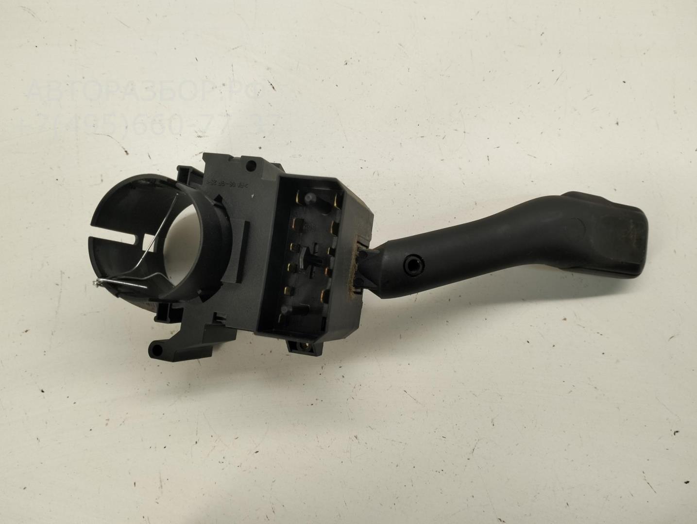 Переключатель поворотов подрулевой