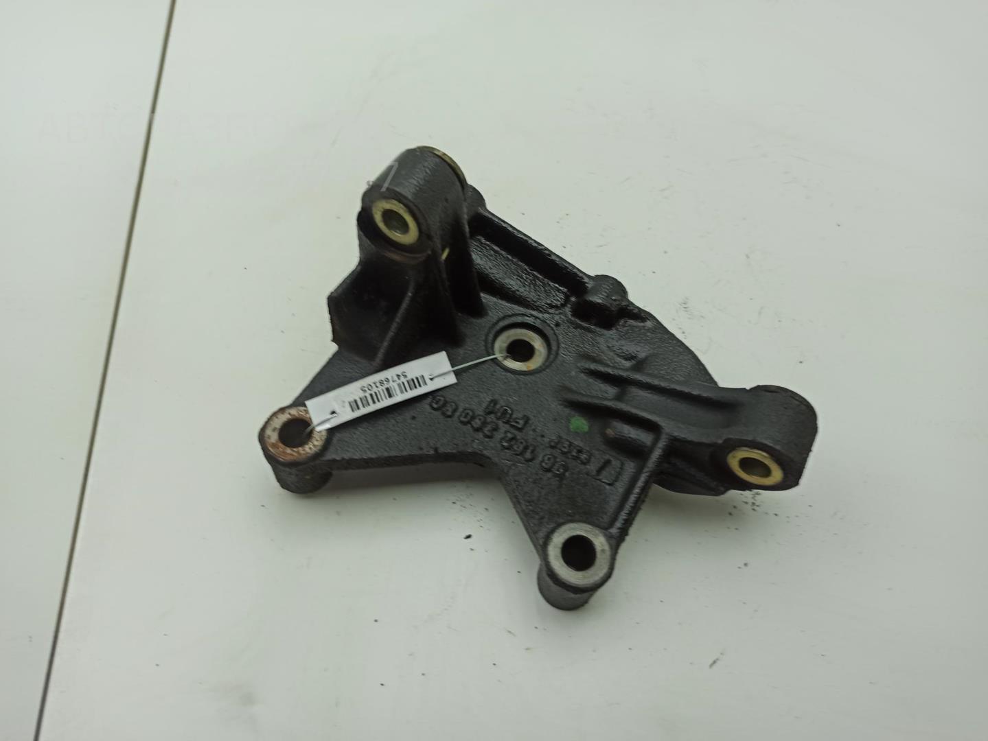 Кронштейн (сопут. товар)