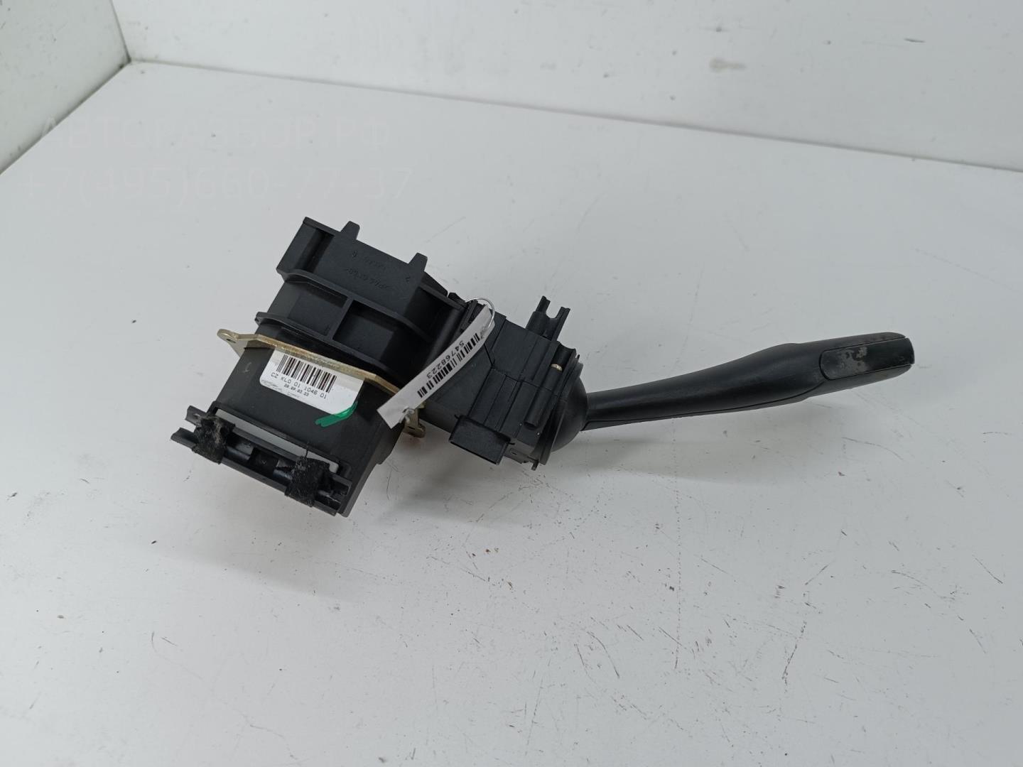 Переключатель поворотов подрулевой