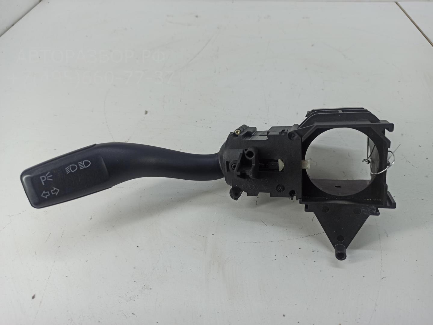 Переключатель поворотов подрулевой