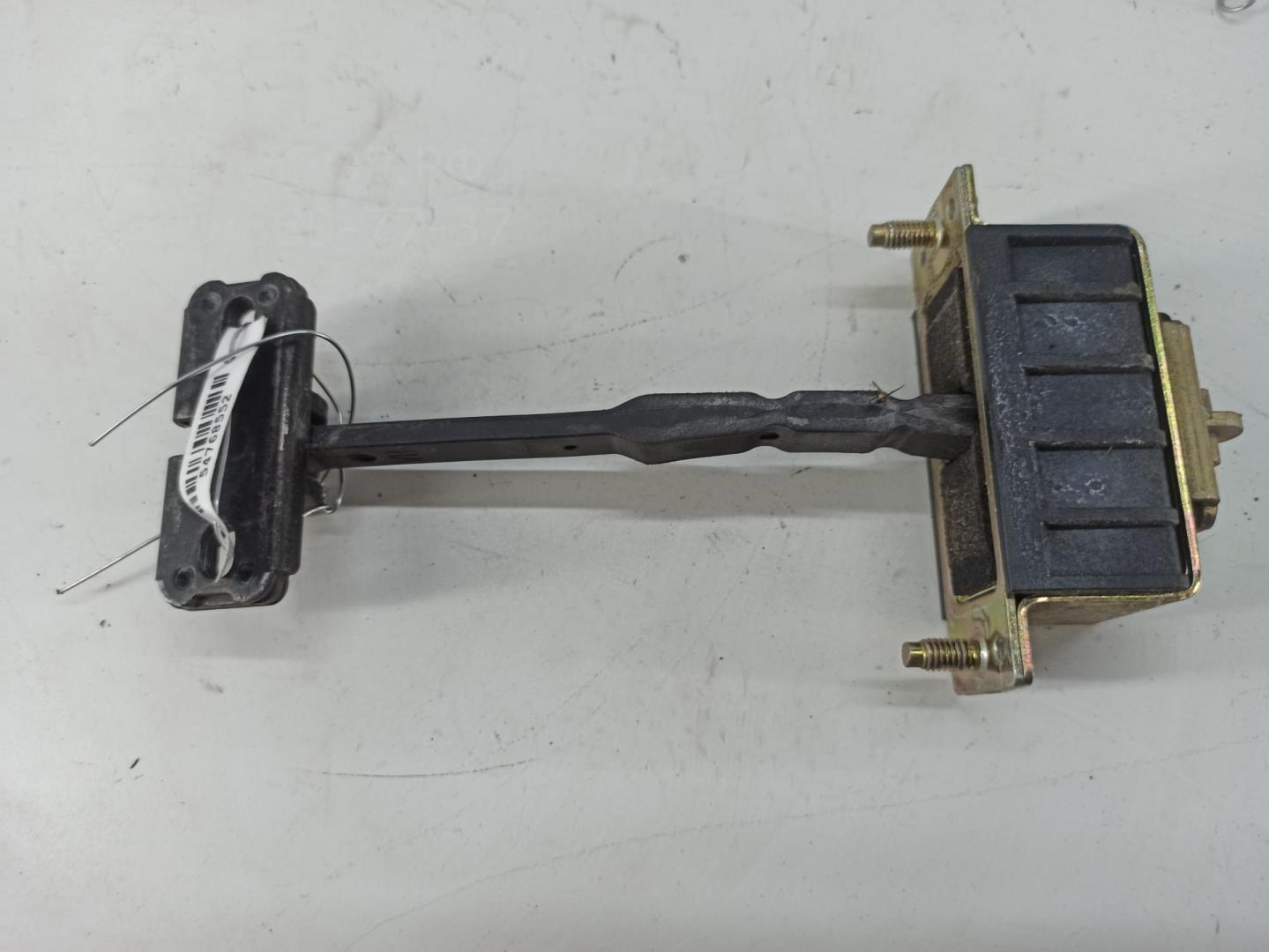 Ограничитель двери