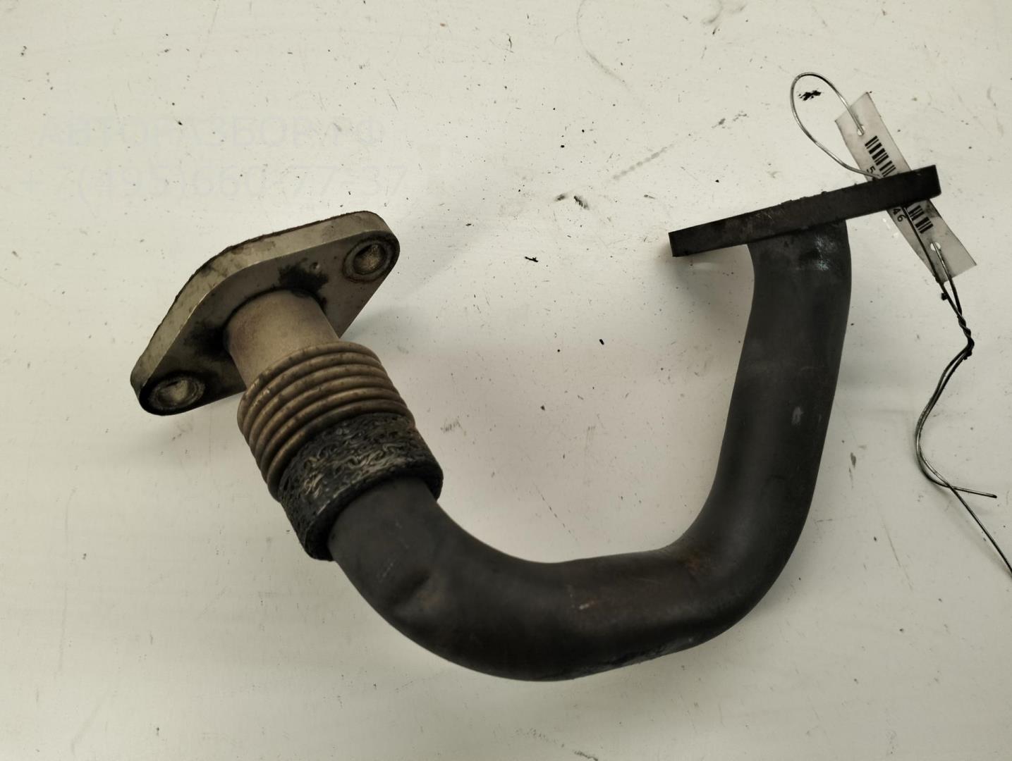 Трубка картерных газов