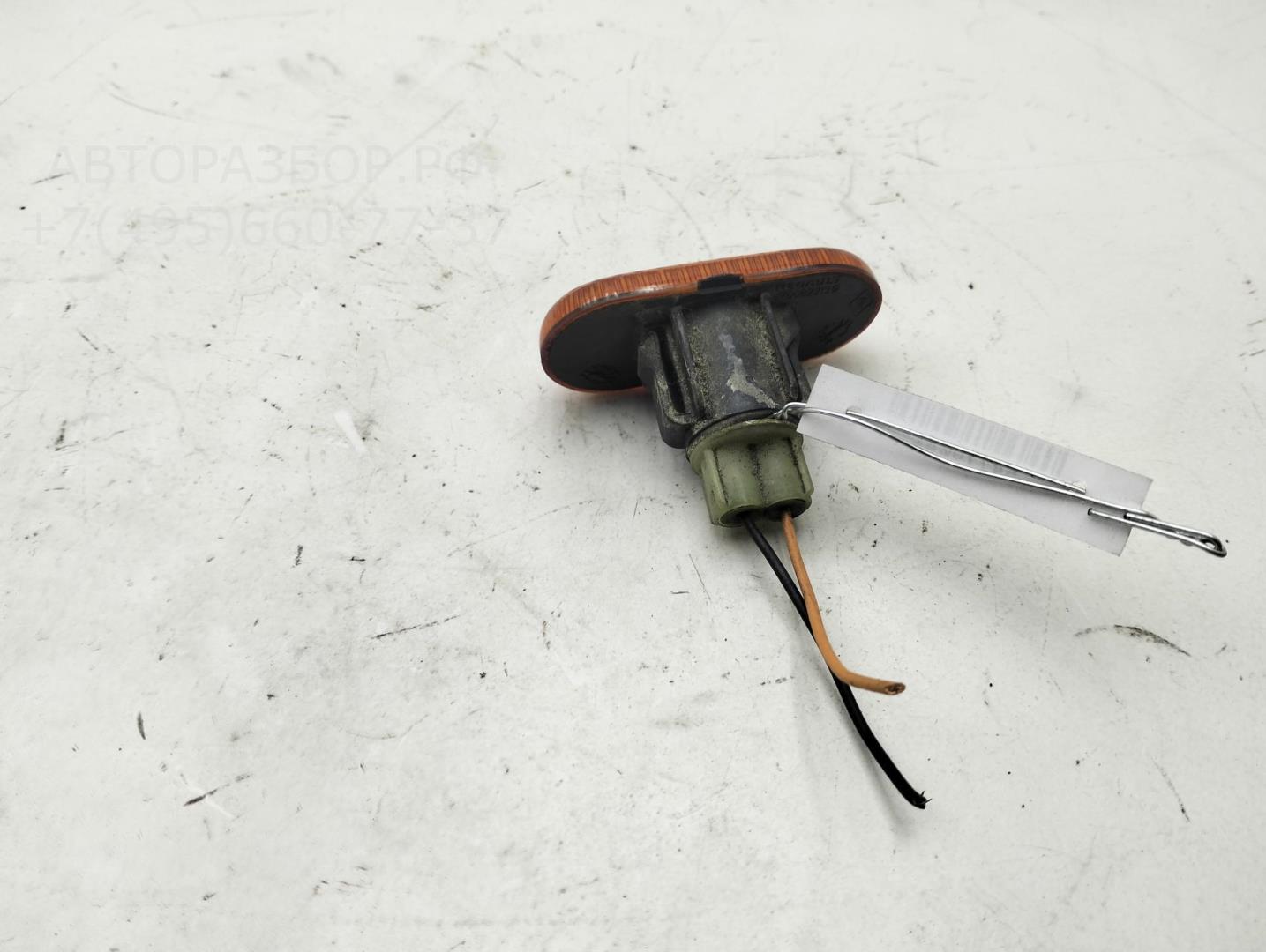 Указатель поворота левый