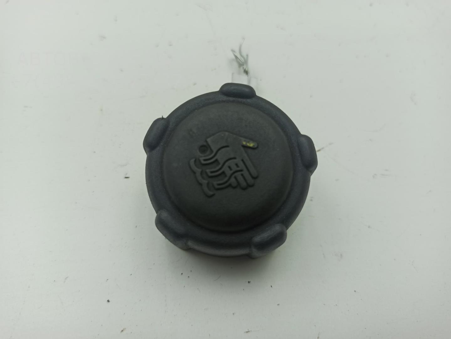 Крышка расширительного бачка