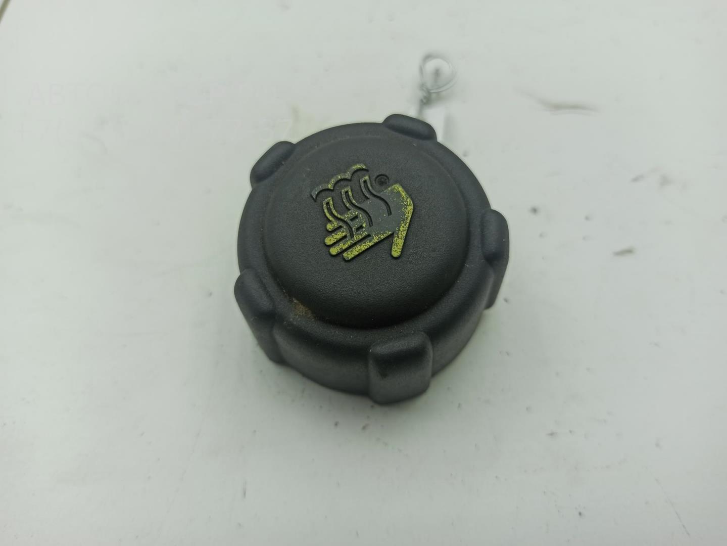 Крышка расширительного бачка