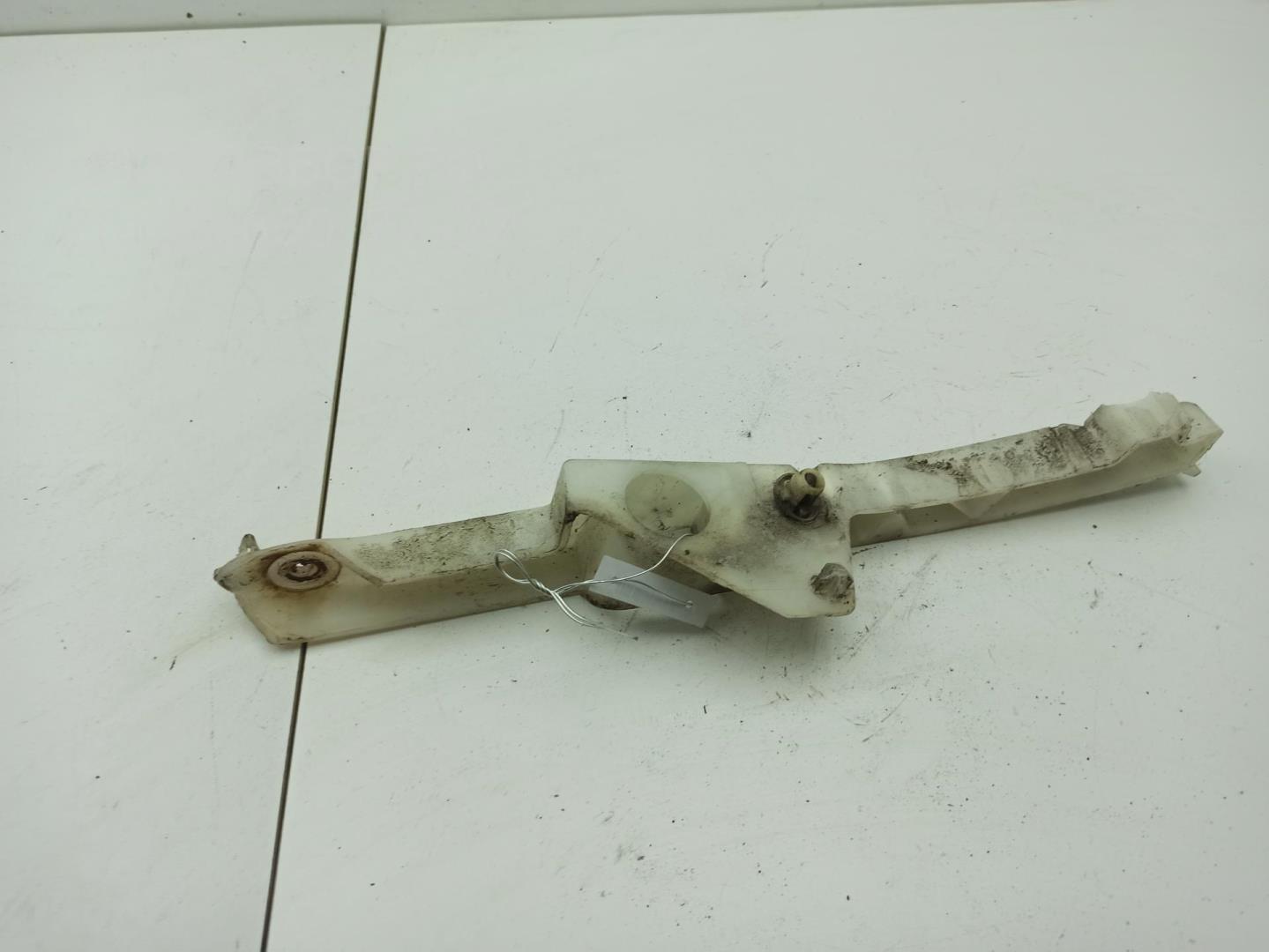 Кронштейн крепления крыла