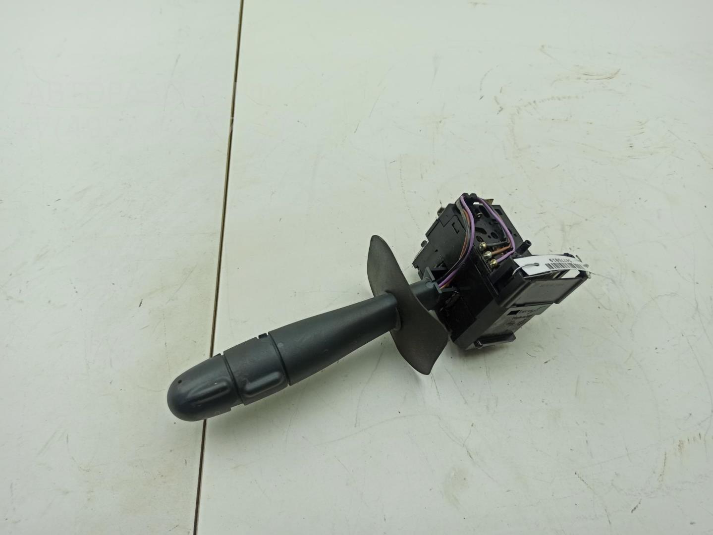 Переключатель поворотов подрулевой