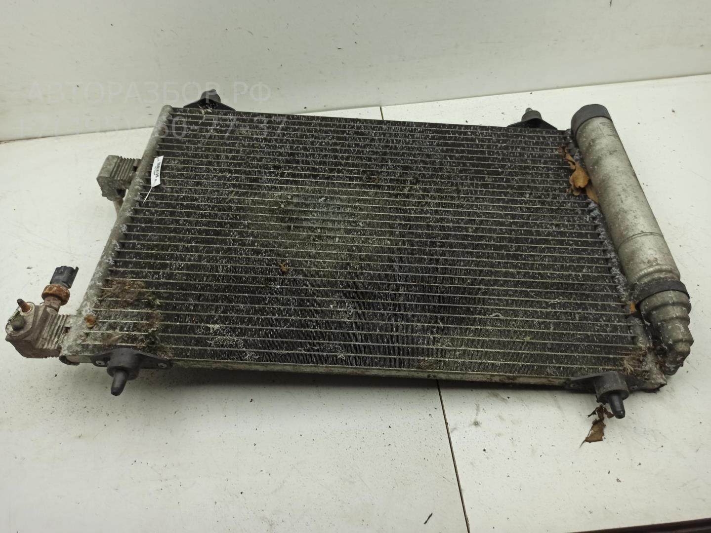 Радиатор кондиционера / конденсер