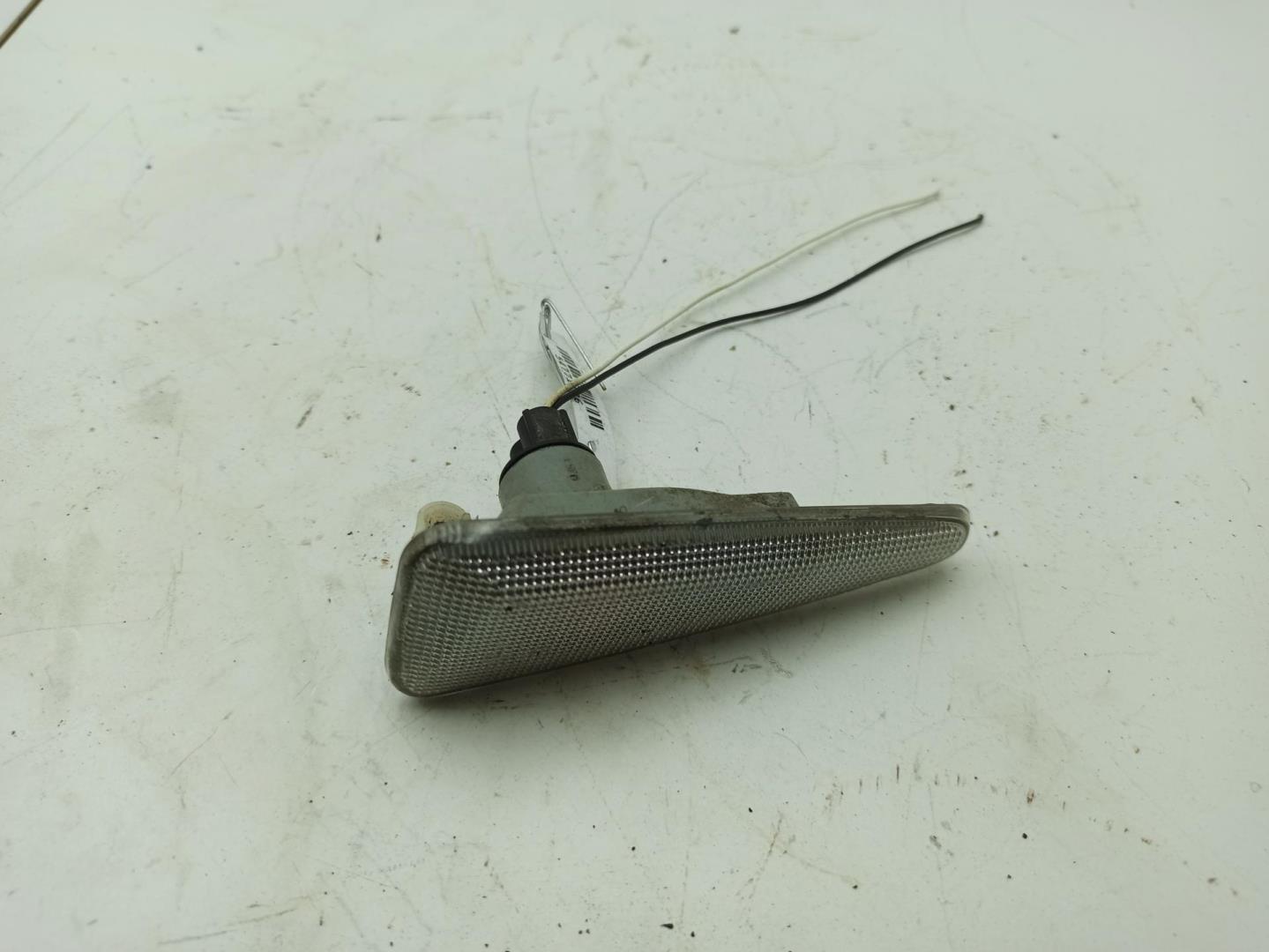 Указатель поворота правый