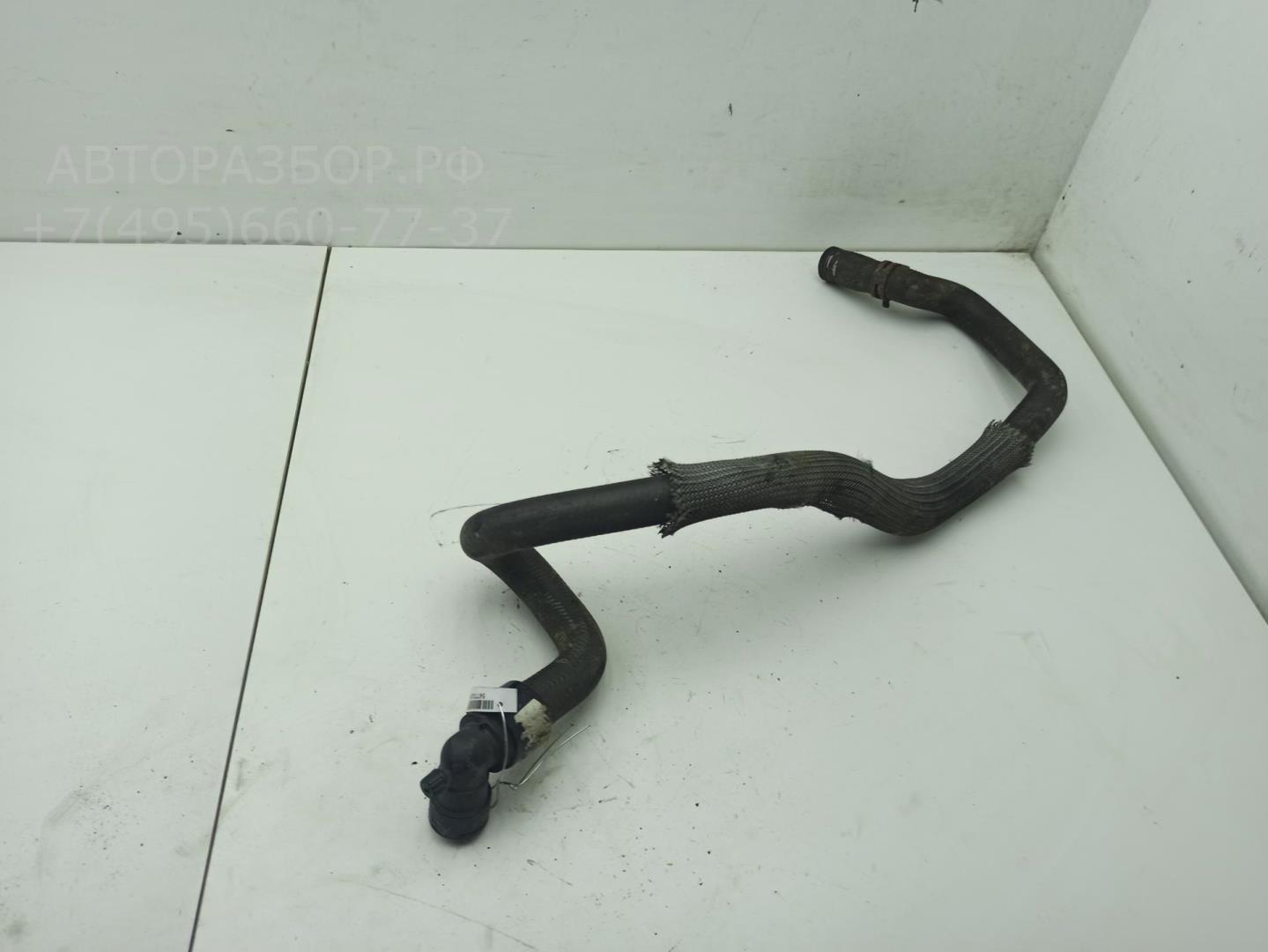 Патрубок отопителя