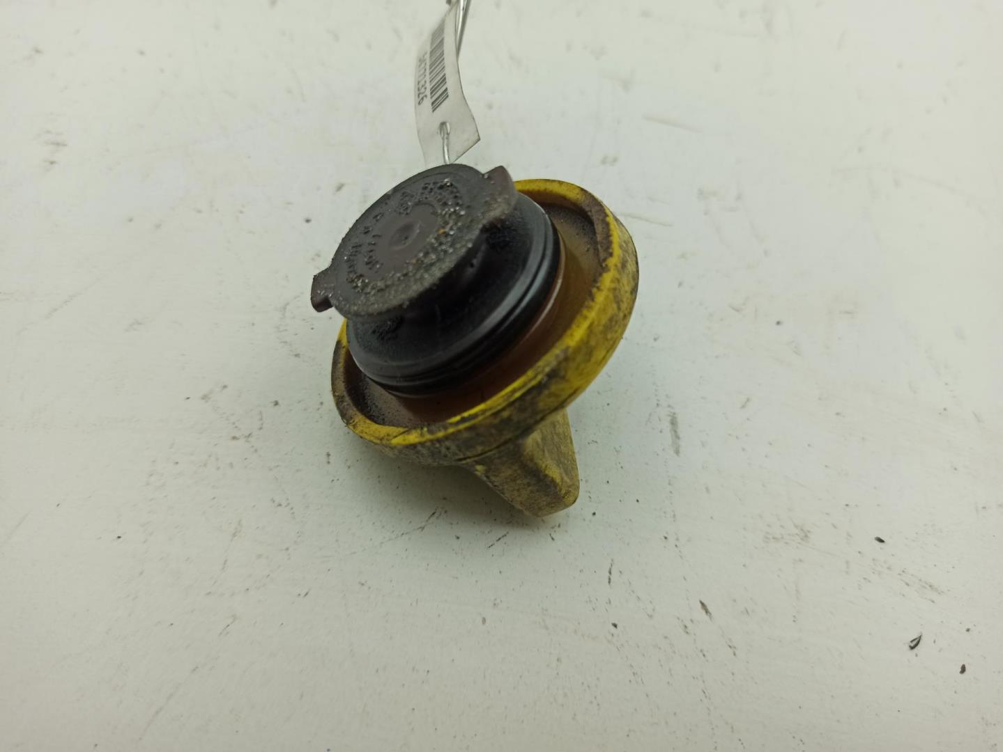 Крышка маслозаливной горловины