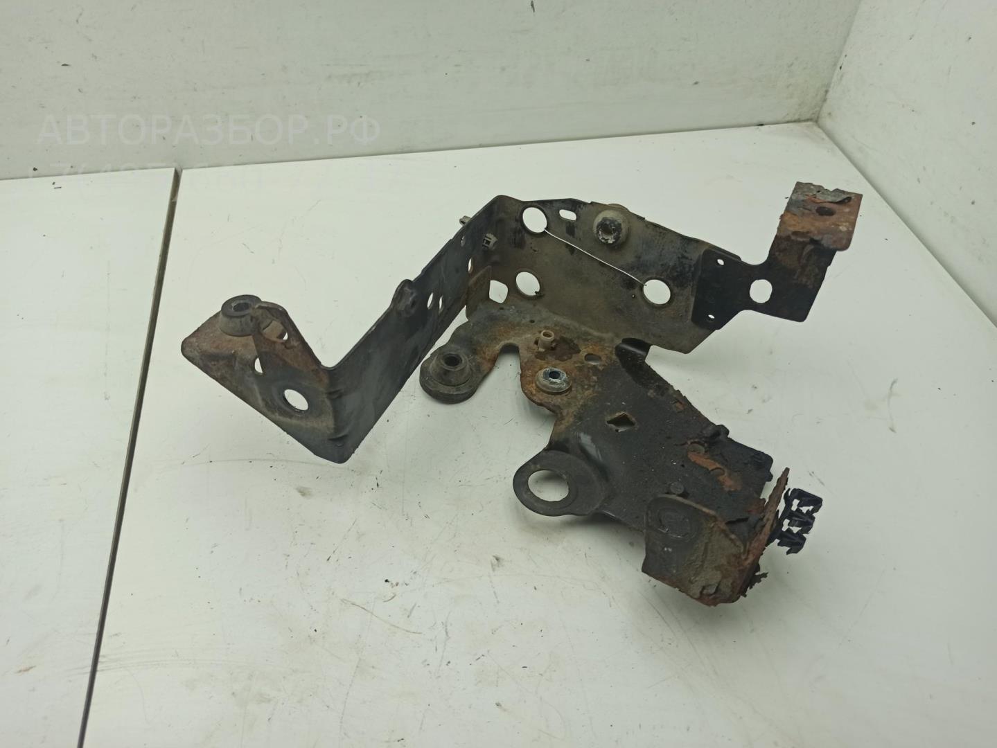 Кронштейн (сопут. товар)