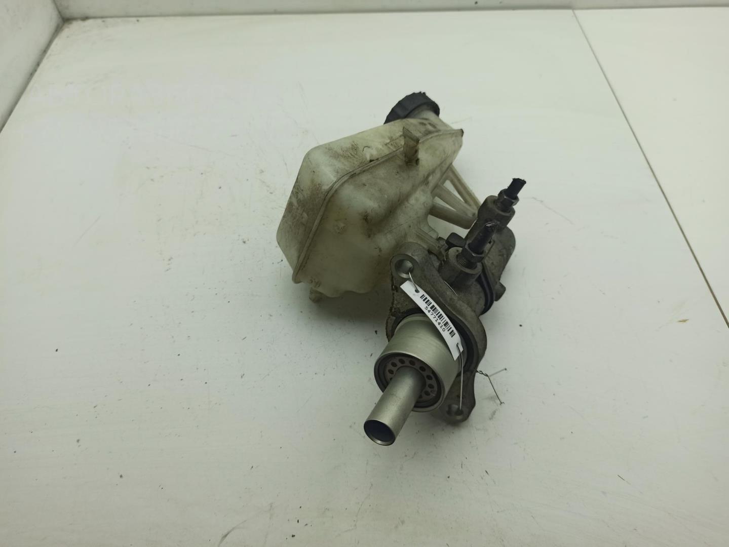 Цилиндр тормозной главный