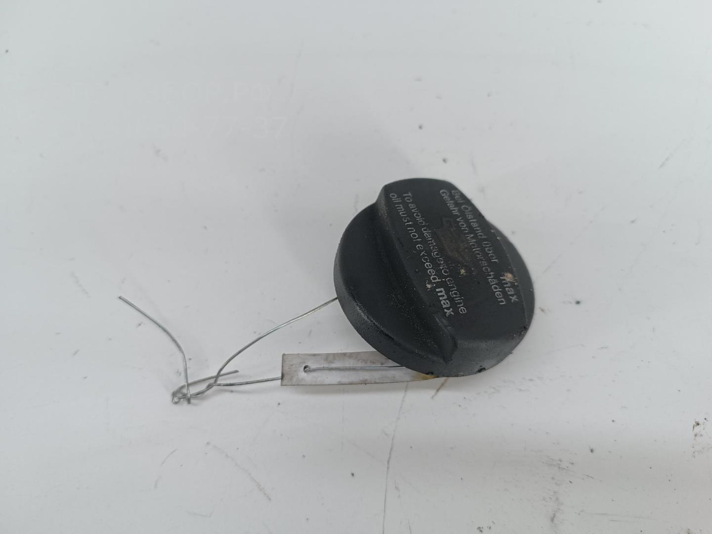 Крышка маслозаливной горловины