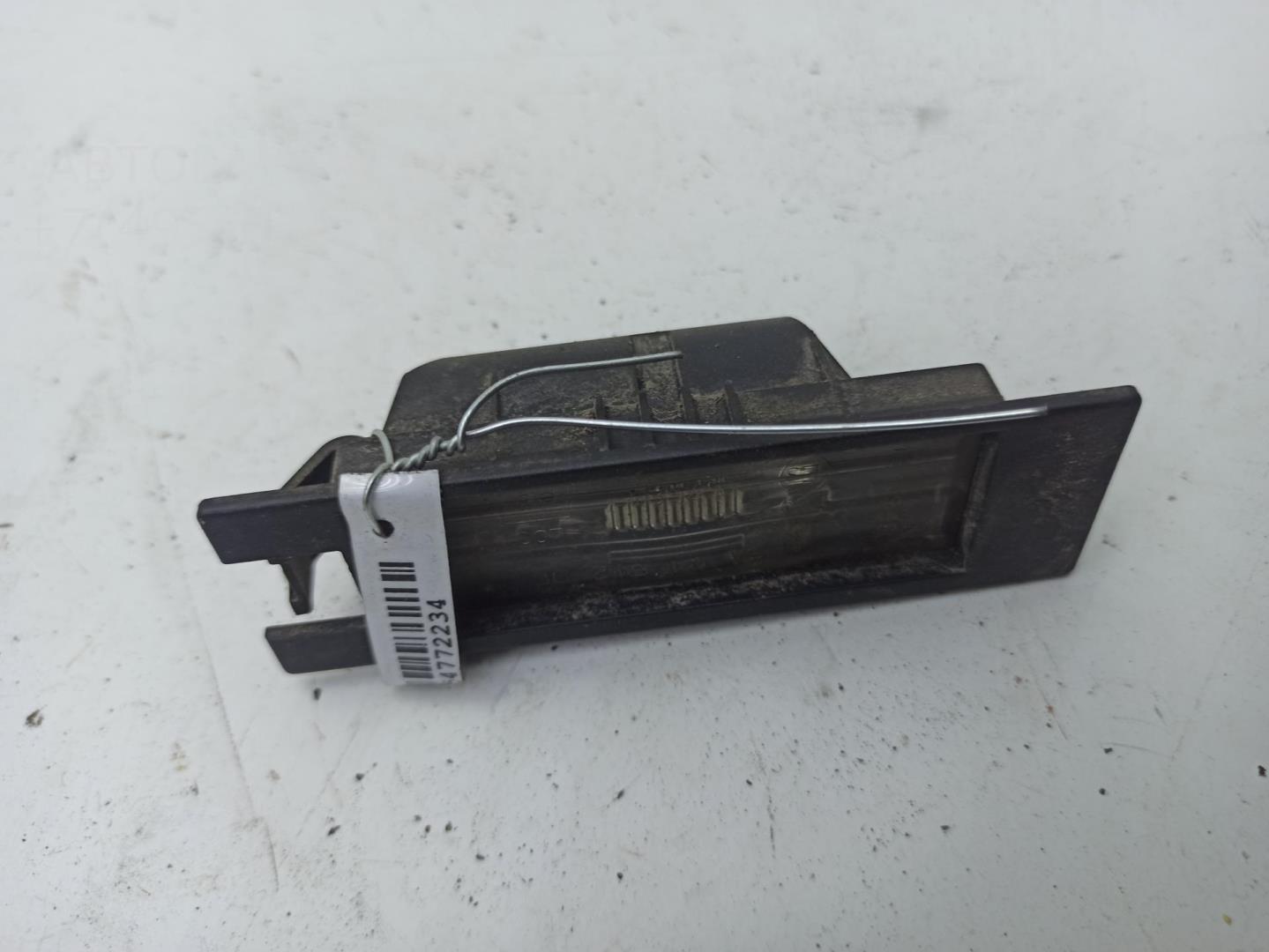 Фонарь подсветки номера