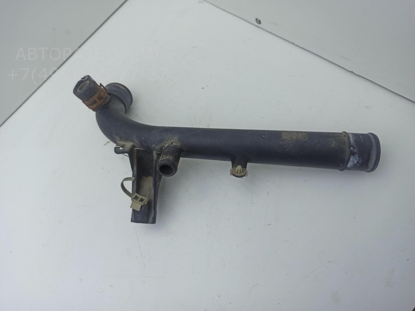 Трубка системы охлаждения