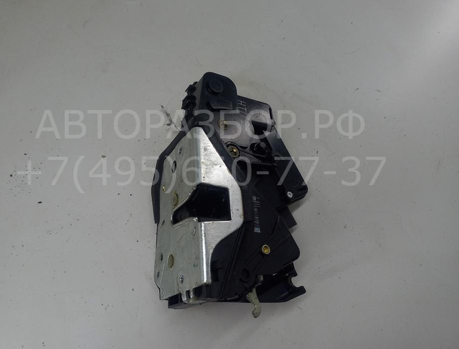 Замок двери задней левой