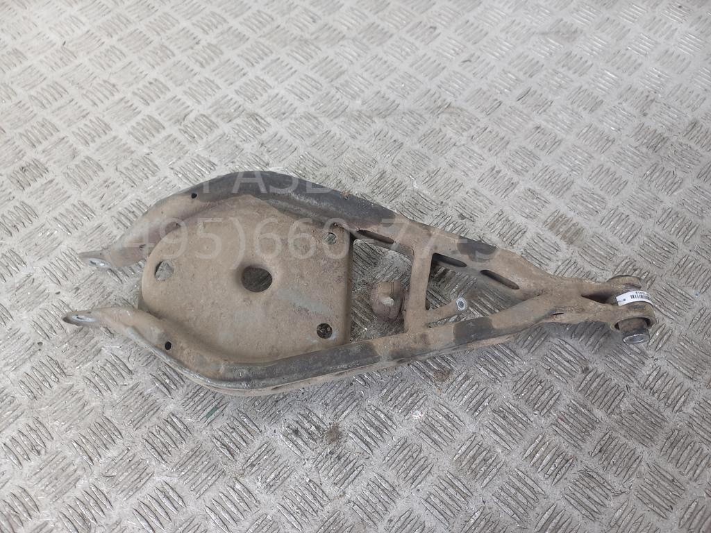 Рычаг задний правый