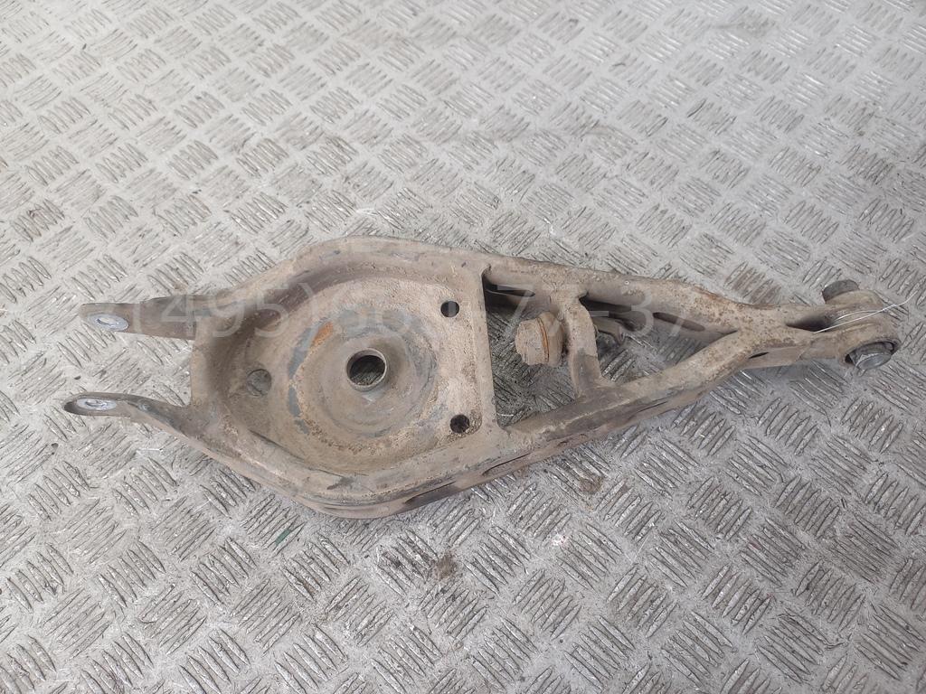 Рычаг задний правый