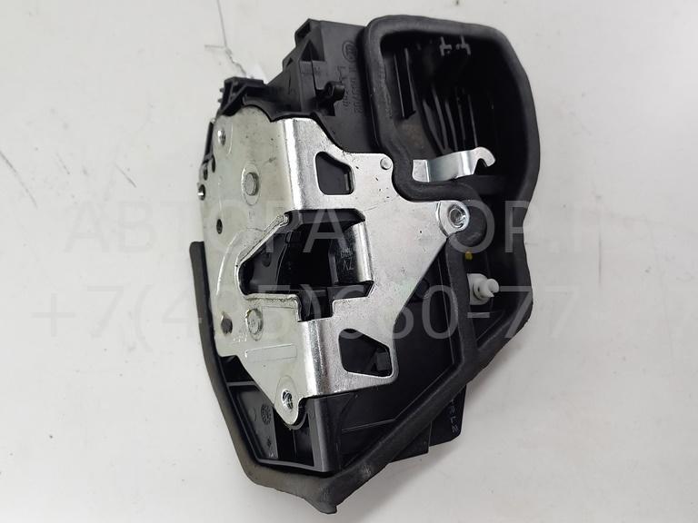 Замок двери задней правой