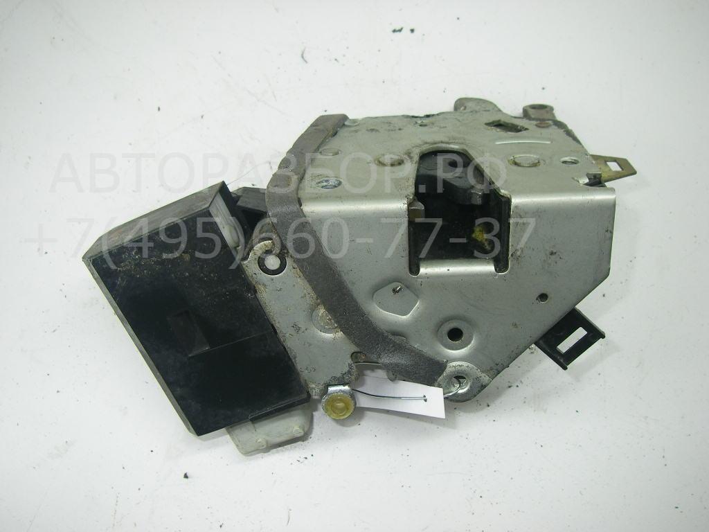 Замок двери передней правой