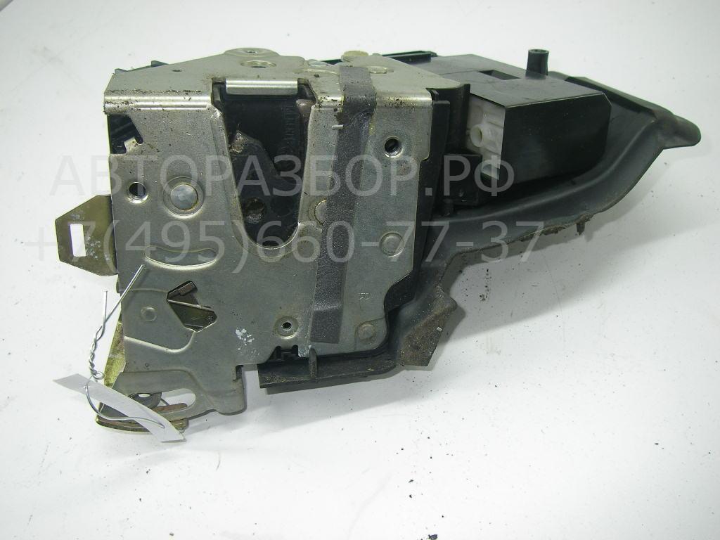 Замок двери передней правой