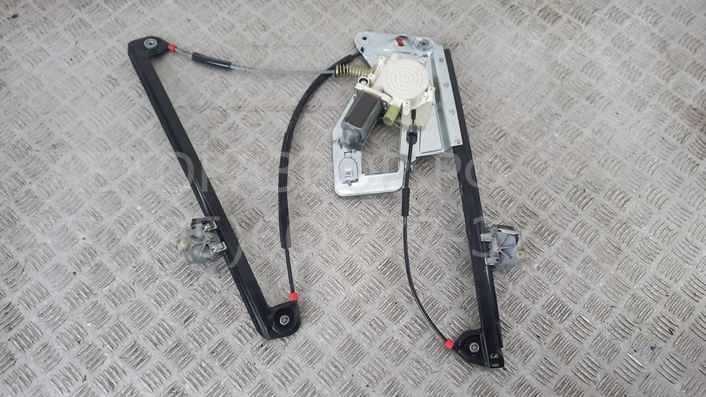 Стеклоподъемник электр. передний правый