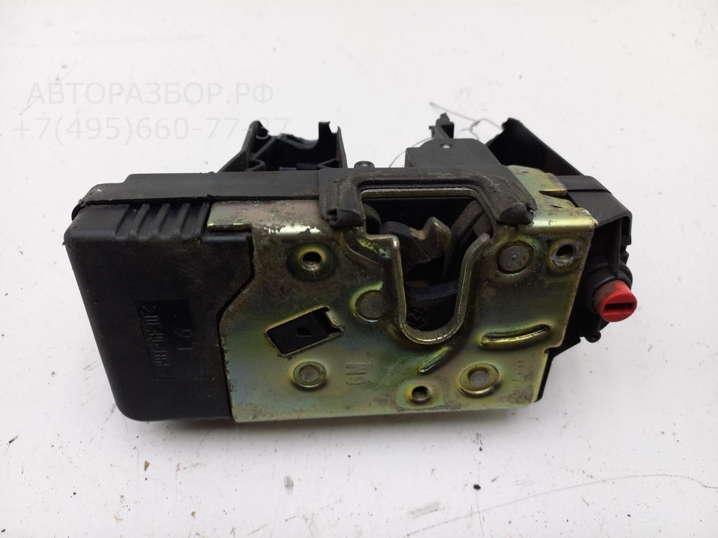 Замок двери задней левой