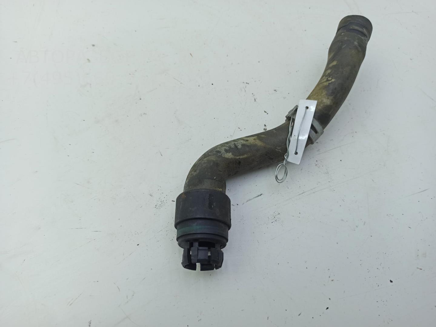 Патрубок отопителя