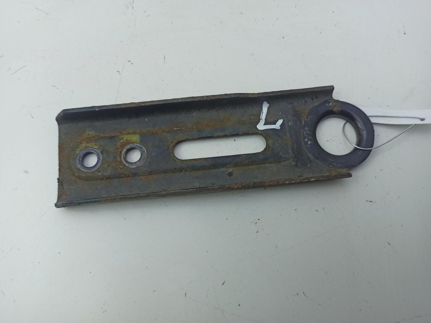 Кронштейн радиатора