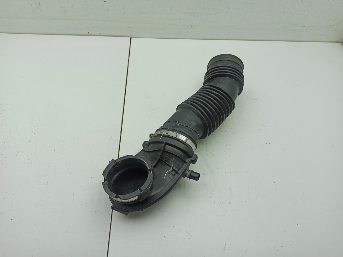 Трубка топливная