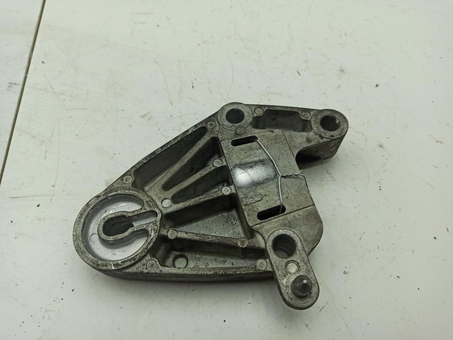 Опора двигателя