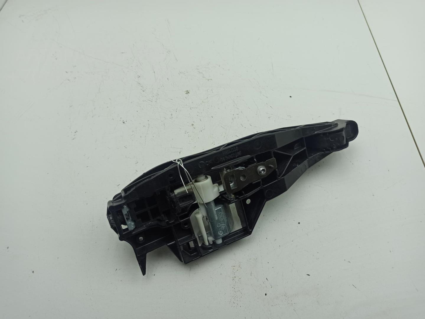 Ручка двери задней наружная правая